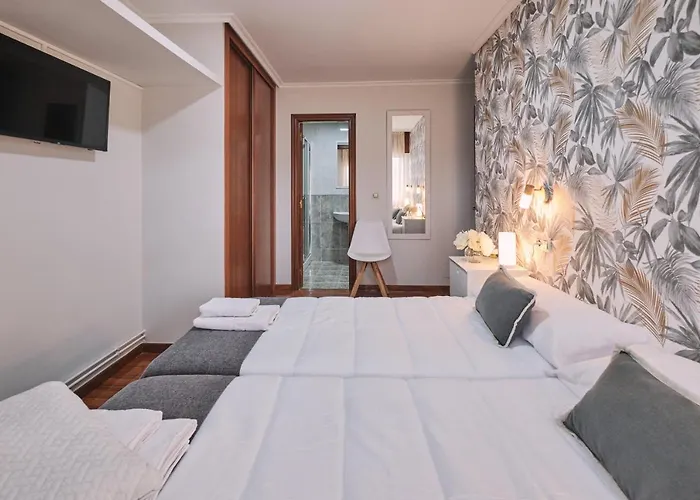 Peregrina Pension 5